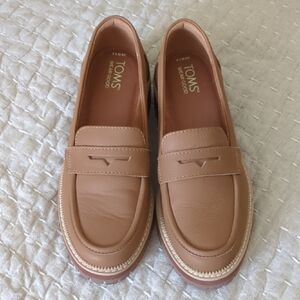 Toms Tan Leather Loafers